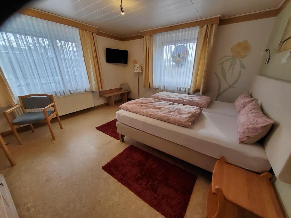 B & B Gaestehaus Schmidt Lichtenberg  Esterno foto
