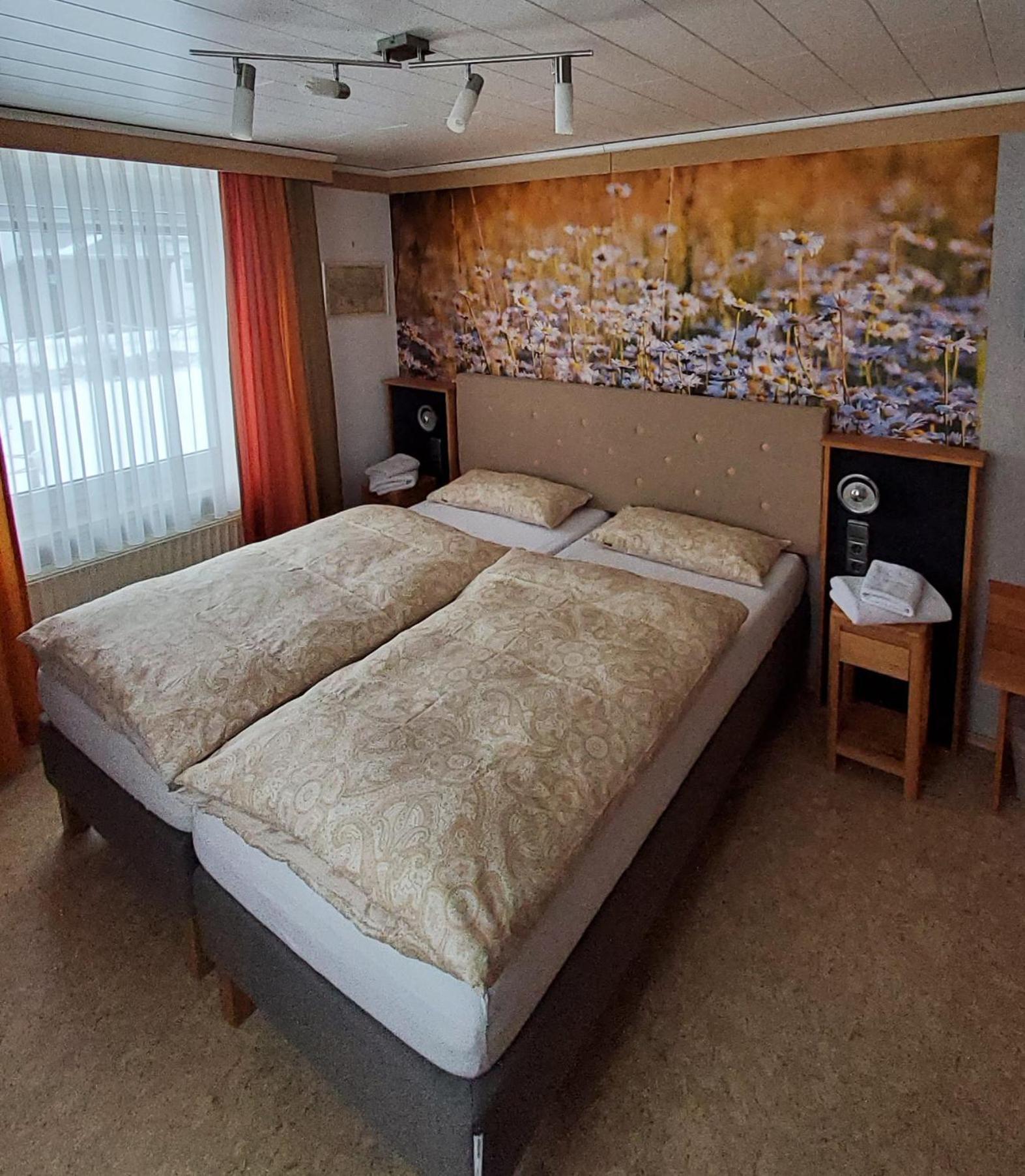 B & B Gaestehaus Schmidt Lichtenberg  Esterno foto